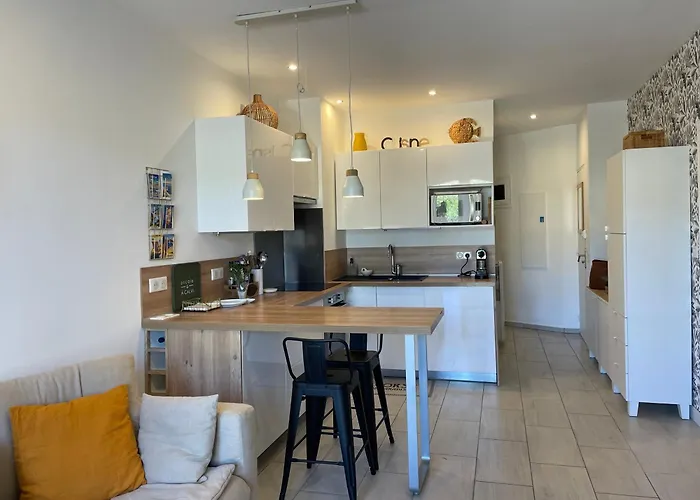 Felicita - Appt A 500m De La *